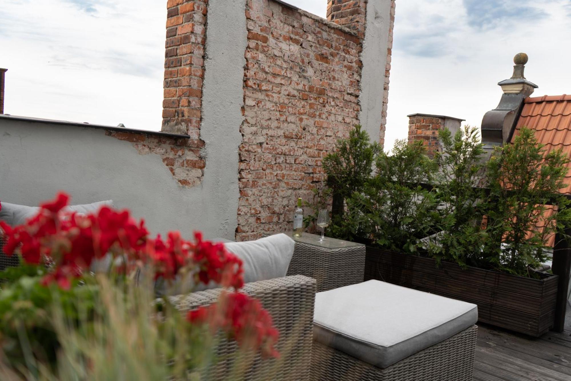 Gotyk Na Dotyk Z Tarasem Na Dachu Apartment Torun Exterior photo